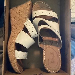 Born White Wedges - Size 9 - D30401